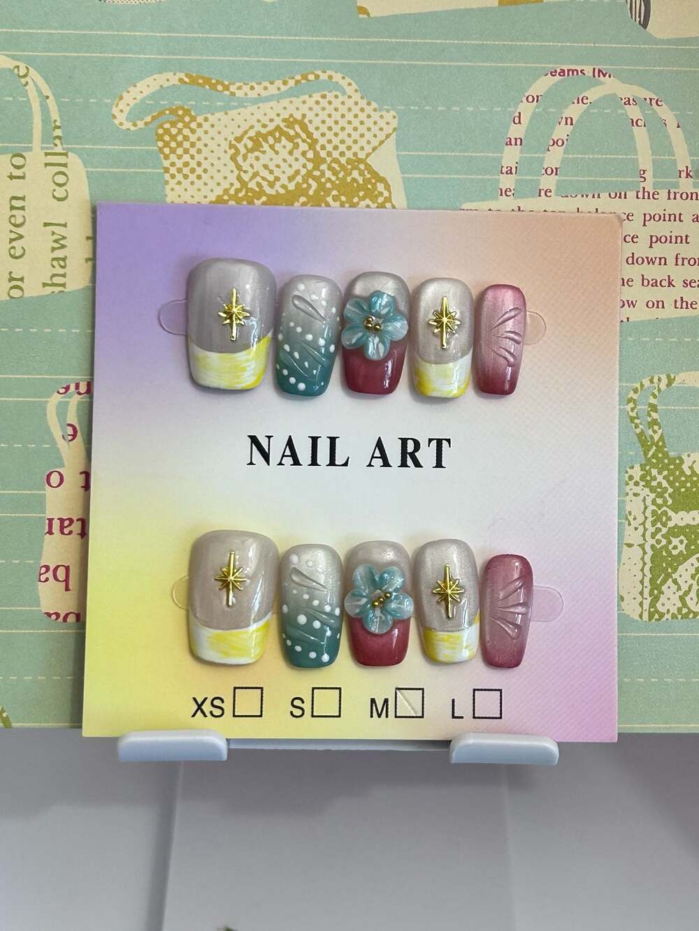 Cateye Press-On Nails with Floral Star 3D Medium